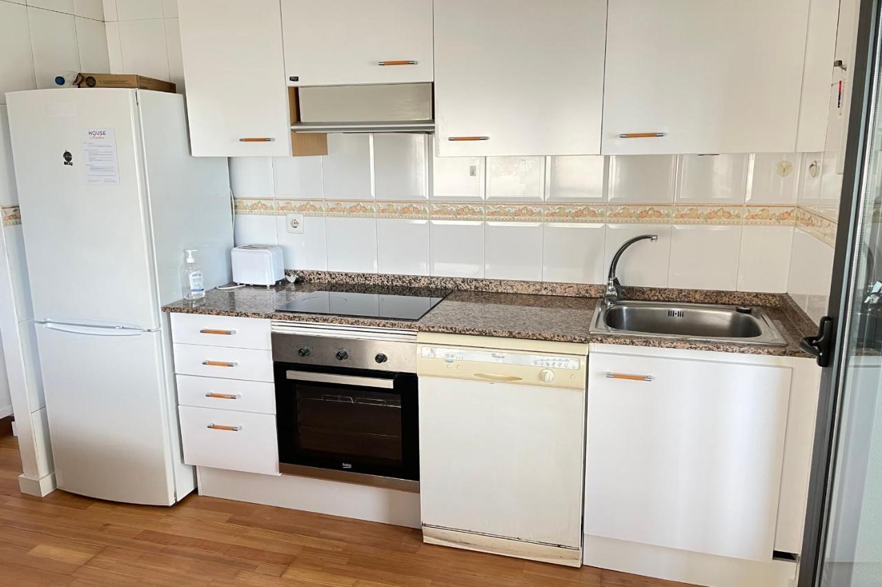Apartment With Sea Views Next To The Beach Of Mar Bella Barcelona Exterior foto